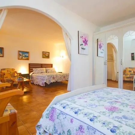 Garita - 4 Bedroom - Perfect For Larger Groups - Sleeps 12 - Great Pool Area Playa Blanca (Lanzarote)